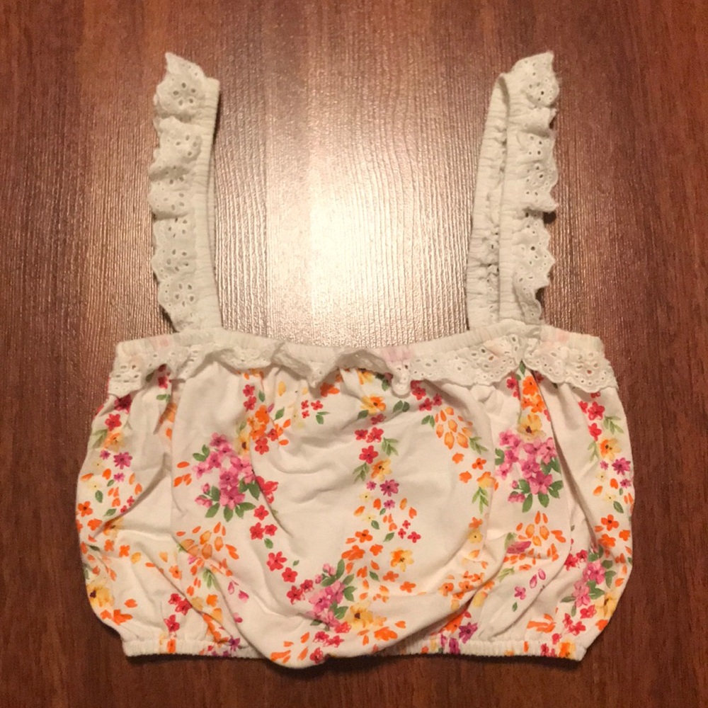 Forever 21 Ruffled Hem Cropped Blouse